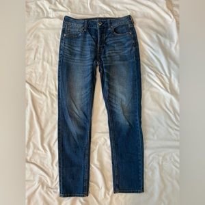 AE Boyfriend Jeans